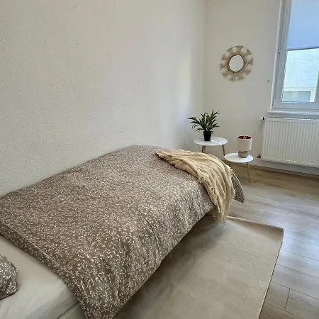 Grosse Stilvolle Im Herzen Von Mit 3 Schlafzimmern Lejlighed *